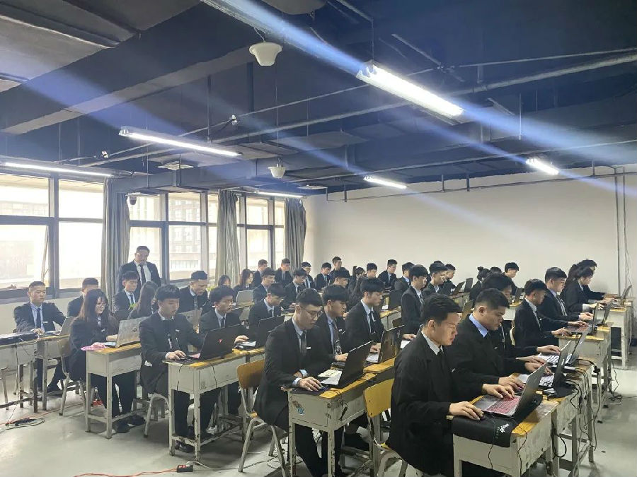 八維教育培訓學校人工智能專業(yè)核心技術學習