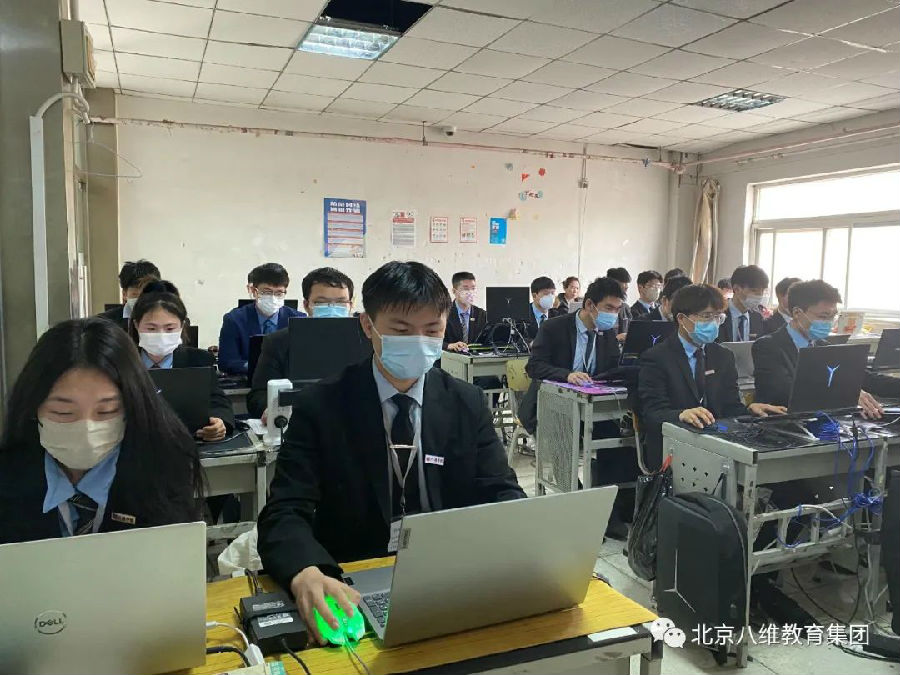 八維教育培訓學校物聯網工程專業的優勢有哪些