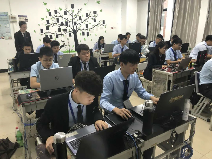 八維教育培訓(xùn)學(xué)校熱門專業(yè)優(yōu)勢(shì)解讀