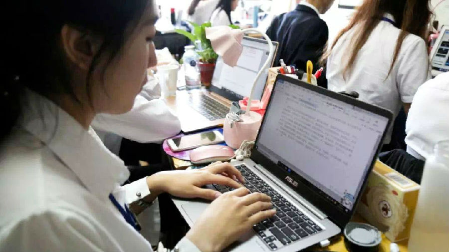 八維教育探索游戲設(shè)計奧秘打造學(xué)子游戲夢想舞臺