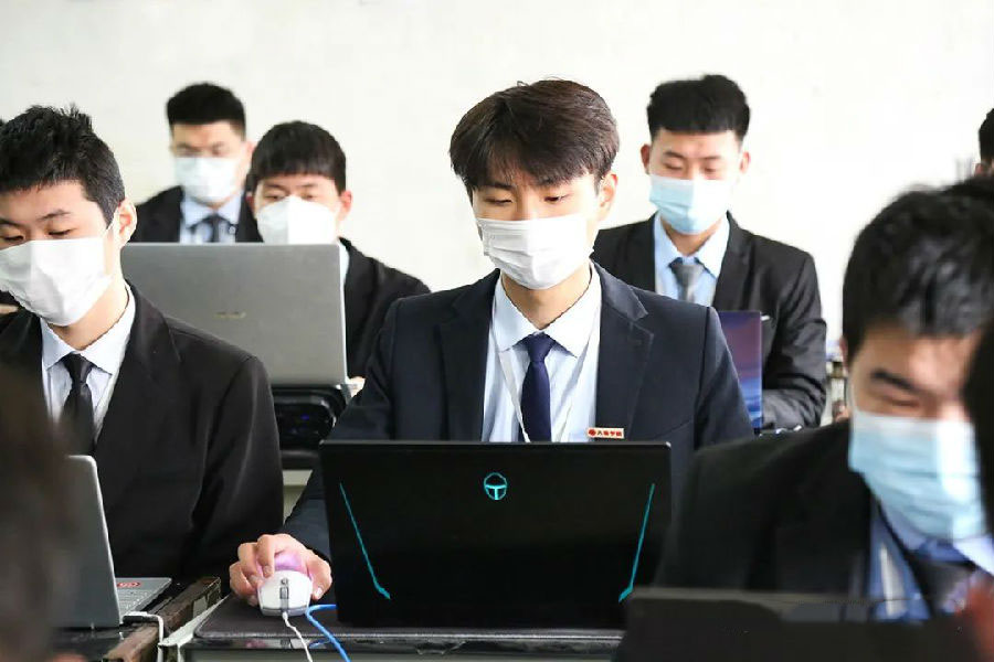 八維教育建設數(shù)字化學習平臺打通學生走向更廣闊職場生涯