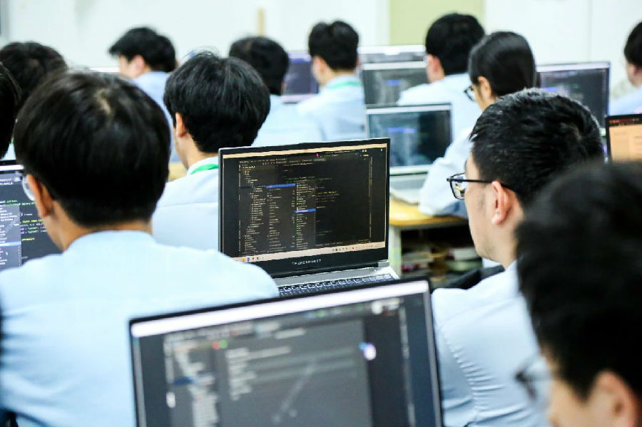 八維職業學校傳媒專業3月優質就業喜報來襲