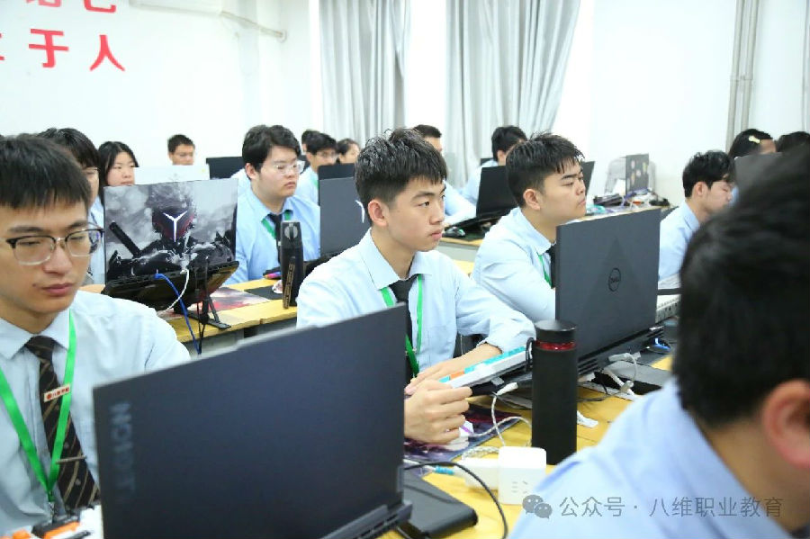 八維職業(yè)學(xué)校北京校區(qū)大數(shù)據(jù)專業(yè)3月就業(yè)喜報(bào)