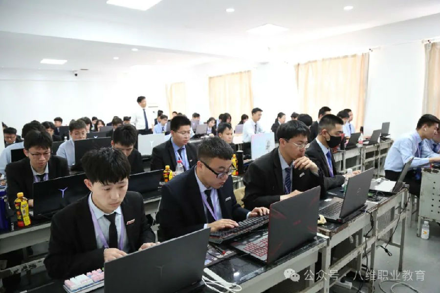 北京云計算培訓機構哪個口碑好推薦八維職業學校的理由