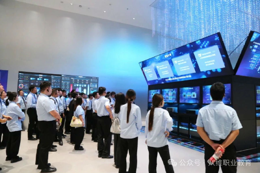 八維教育學子世界五百強企業(yè)研學紀實