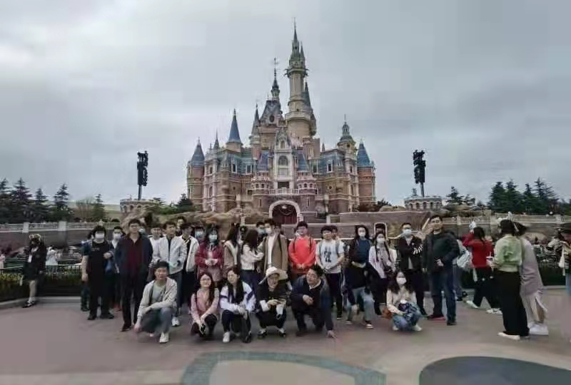 八維職業(yè)學校網絡工程專業(yè)學子學習生活風采
