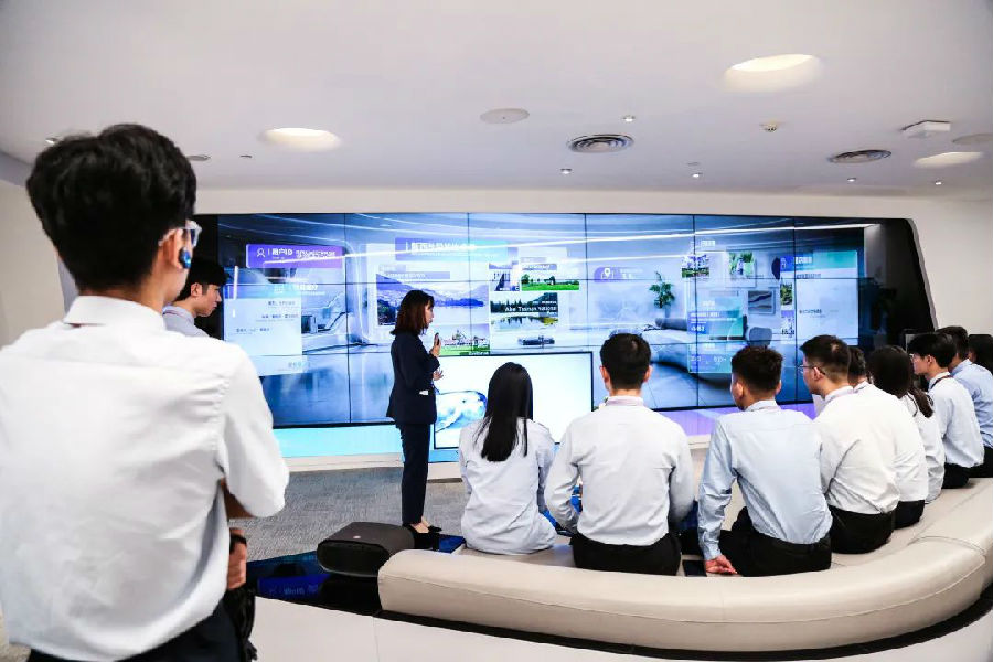 八維學院緊跟國家方向提升全民數字素養