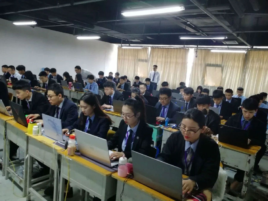 女生參加人工智能培訓后就業(yè)前景常見的相關(guān)問題