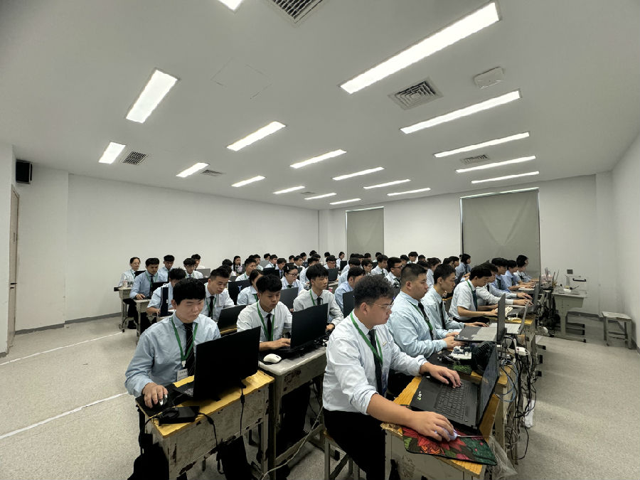 江蘇宿遷八維教育：數字領域領航者，打造未來科技精英的搖籃！