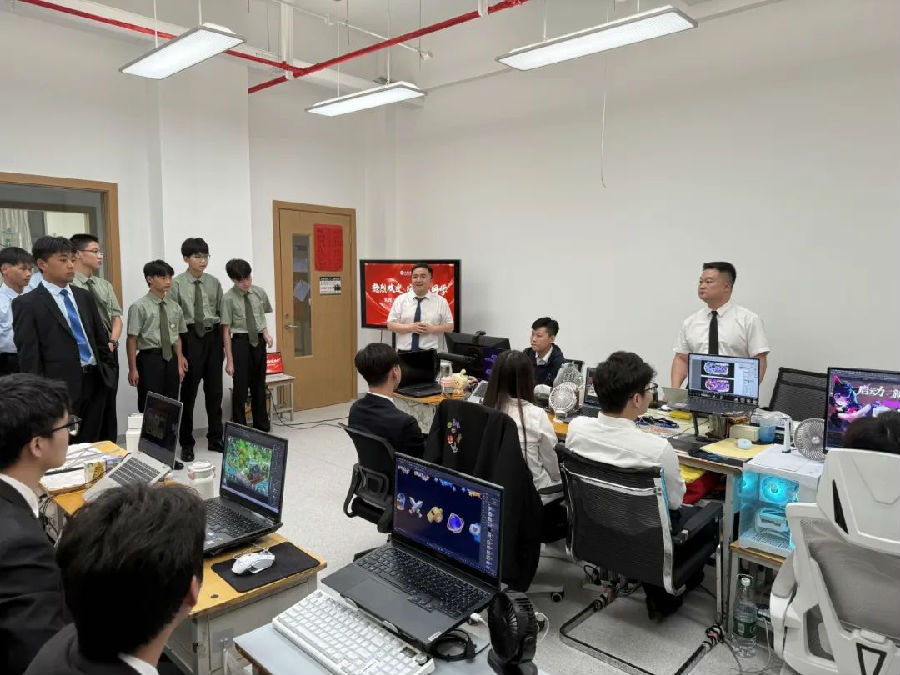 八維職業學校：解碼未來職業新生態，引領職場新風潮！